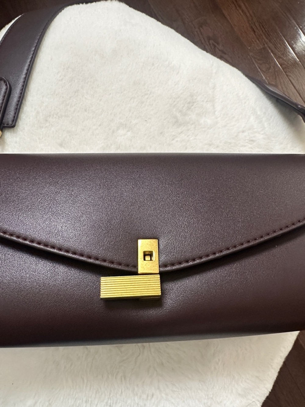 Rachel Zoe Plum Leather Shoulder Bag with Gold Hardware - Picture 5 of 8